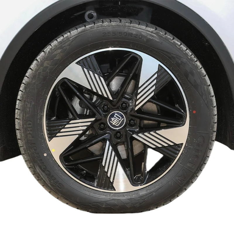 Einmotoriger BYD Tang Hybrid SUV 7 Sitzplätze 5 Türen Mittlerer SUV